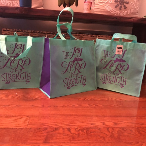 Sale: 5 for $10 - NWT - 3 fabric tote bags - Picture 4 of 5